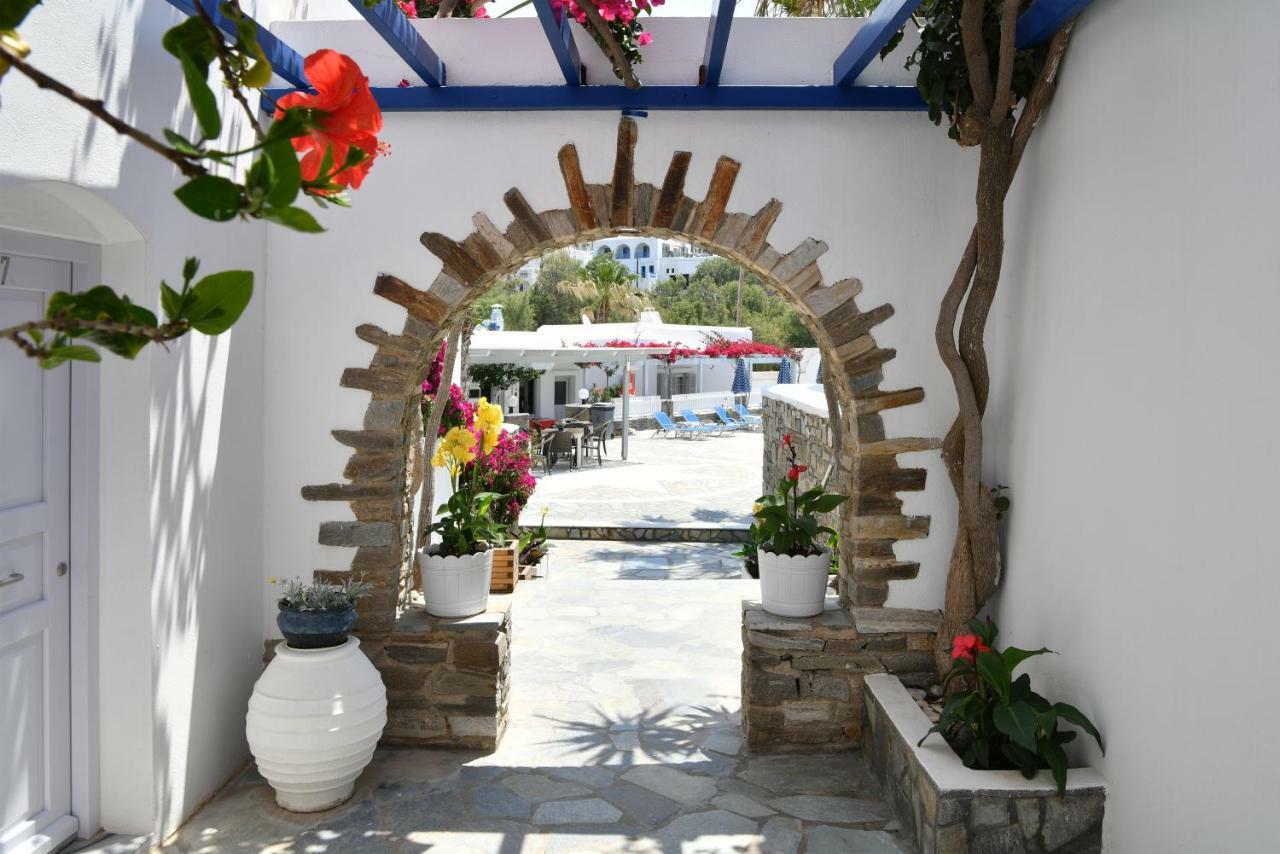 Manis Inn Naousa  Bagian luar foto